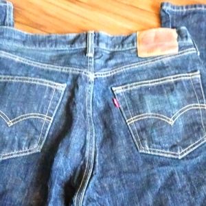 LEVIS 501 MENS JEANS 34/32 1/2 BUTTON FLY